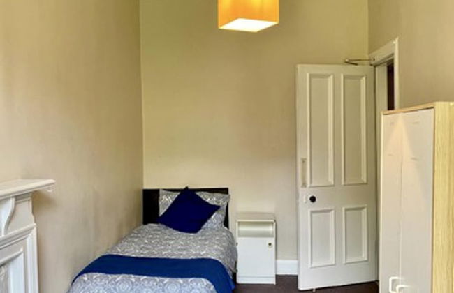 Large 5 Bedroom Flat in Marchmont, Edinburgh - Foto 6