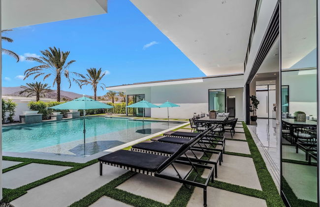 Sleeps 17 Pool & Pickleball Sun-kissed Desert Escape Bravo Villa #1 by Avantstay - Foto 45