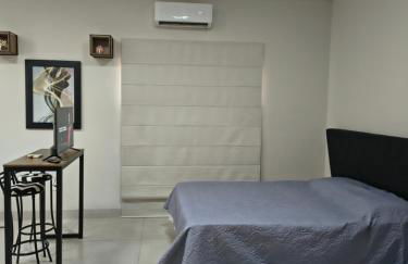 Flat 01 - Zona Sul Prox UMC, Shopping e Pátio Vinhedos - Foto 4