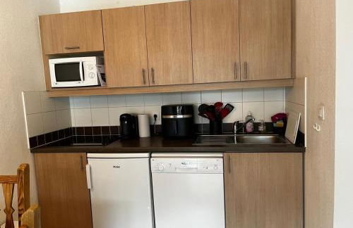 T2 Les orres 1800 pied des pistes avec piscine - Foto 8