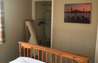 Cosy Home with Free Parking Near Edinburgh St Andrews M90 & Amazon - Foto 27