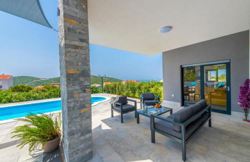 Luxury Villa Bava-5minutes to center - Foto 9