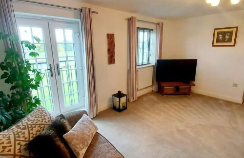 Modern, chic 3-storey town house - Photo 15