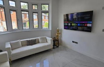SAV Stays 5 Bedroom Large Family home Birstall, Leicester - Foto 15