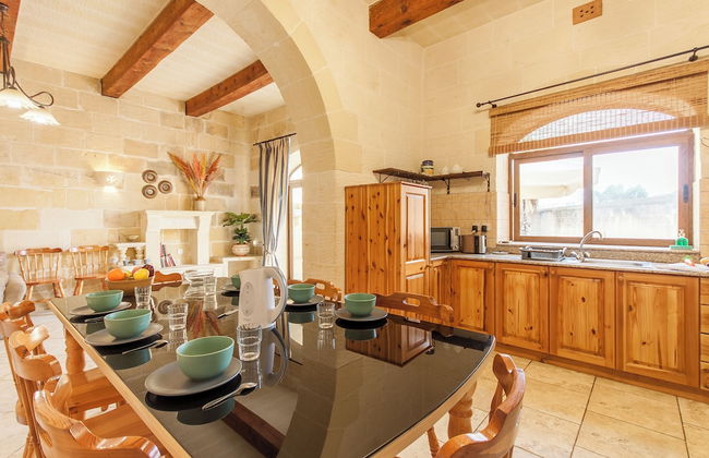 Centre Island Gozitan Farmhouse & Pool - Foto 16