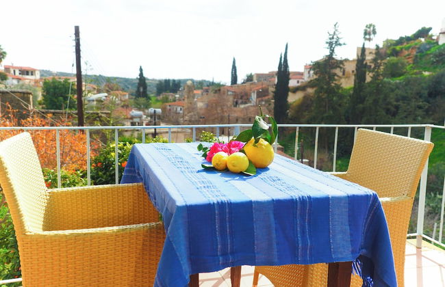 Cyprus Villages Hotel & Restaurant - Central Location - Bed & Breakfast - With Access To Pool And Stunning Views - Foto 31