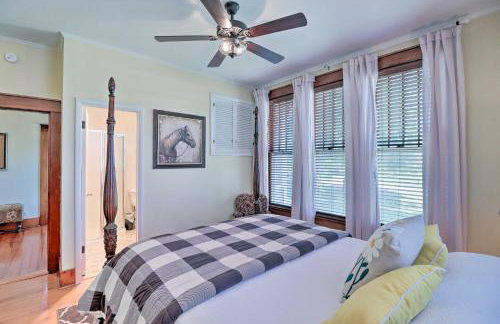 Historic Mountain Home Haven with Large Yard! - Foto 17