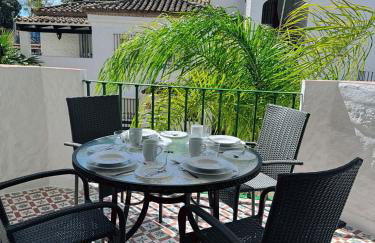 2 Bed Apartment in Bena Vista, Estepona - Foto 4