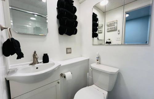 Private 1st Floor Unit near Balt City and John Hopkin - Foto 13