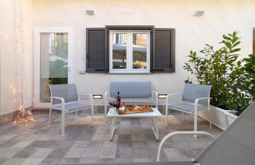 Élite House free parking for small cars only - Foto 10