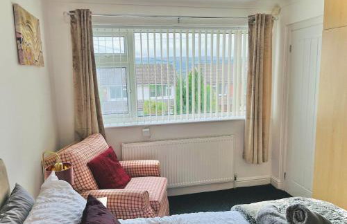 Lovely 4-bed home sleeps 8 Nr Bolton Stadium & M61 - Photo 37