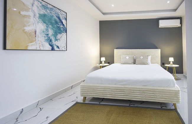 O'Beach Boutique Studios - Photo 19