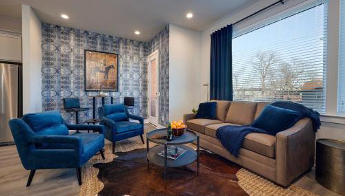 New Lux Townhome 6 mins to DT Rooftop Sleeps 12 - Foto 3