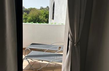 Fabuloso y amplio Duplex en Urb Jardines de Sotogrande - Foto 41