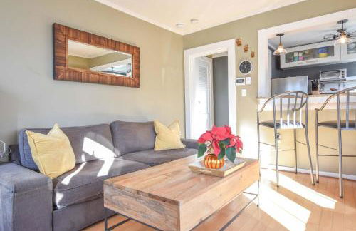 Gas Fireplace Front Patio & Parking Spot - Photo 2