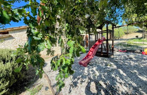 Detached Villa - Sleeps 10 - Pool - Pergola - Playground for Children - Wifi - Photo 124