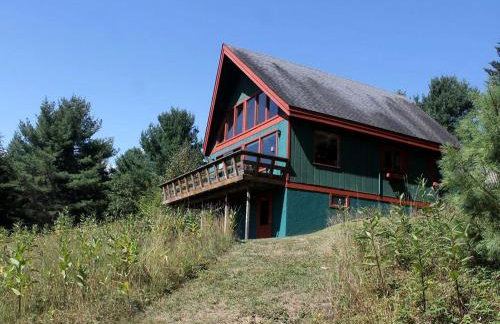 Bavarian-Style Chalet Rental with Adirondack Mountain Views in Indian Lake, New York - Foto 1