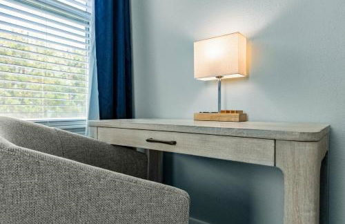 Family & Pet-Friendly - Walk to Beach & Pier - Foto 13