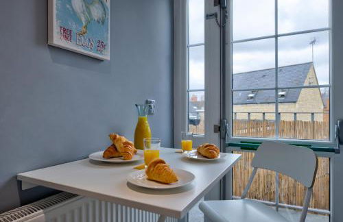 Central Stamford 2-Bed Apartment-Ideal for Work or Leisure - Foto 20