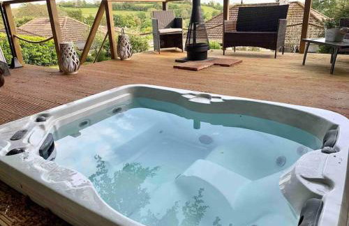 Detached Bungalow Private Hot Tub With Log Burner - Foto 1
