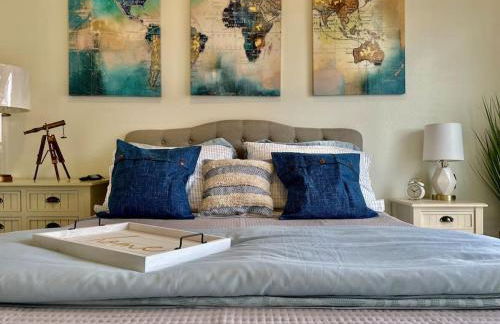 A Perfect Getaway in the Heart of the Action - Photo 29