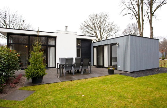 Modern Holiday Home in a Holiday Park - Foto 1
