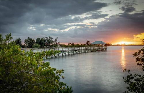 Salty Dog direct oceanfront luxurious retreat! - Foto 48