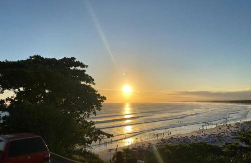 Prainha com roupa de cama e banho - Foto 70