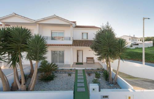 Casa Camila III - Moradia T3 - Nazaré - Photo 1