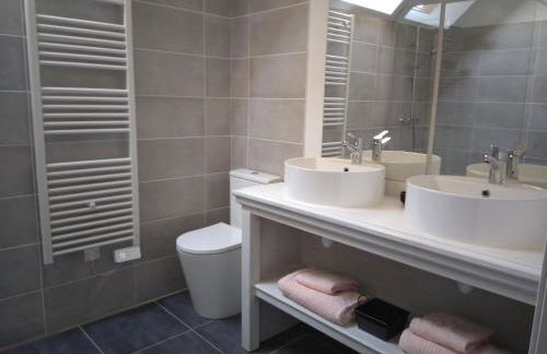 Gite troglodyte LA ROCHE D'ETIAU en Anjou - Photo 10