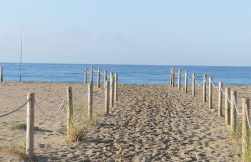 Luminoso apartamento Coma-ruga a 3 min de la playa - Foto 18