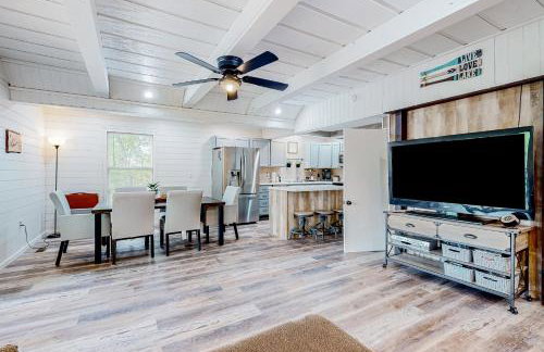 Dog Welcome Waterfront Home Sleeps 12 Firepit - Foto 15