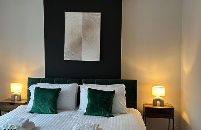 3 bed Chill Glouc With 3 Bedrooms and 1 Bathrooms - Photo 11