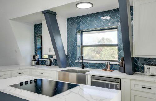 Modern Home - 1 Acre Lot w Pool Patios Jacuzzi - Foto 18