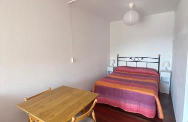 Apto completo cerca de hospital - Foto 9