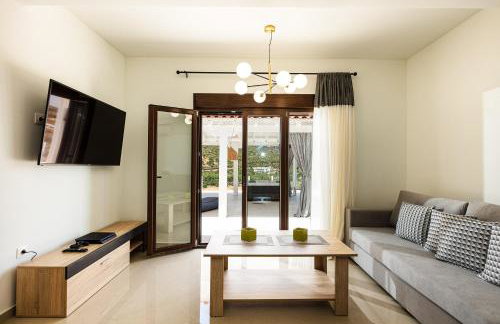 Promitheas Villa, with Pool & Heated Spa Whirlpool, By ThinkVilla - Foto 28