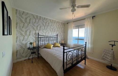 Maravilloso duplex frente al mar con parking propio a pie de playa - Foto 16