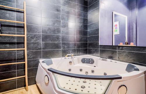 Les secrets de Julie - Love Room - Foto 21