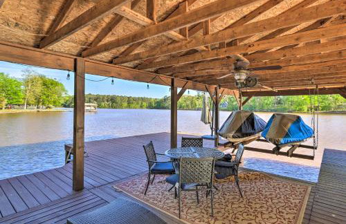 Fire Pit and Dock Waterfront Lake Sinclair Getaway! - Foto 29