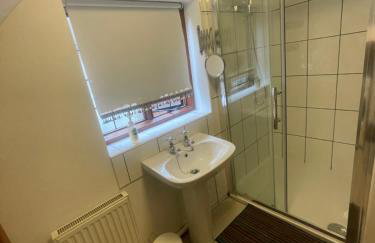 Annex at Southfields in idyllic Hampshire village - Photo 10