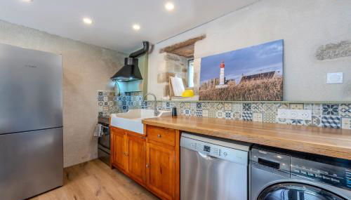 Le gîte de Saint Mathieu, longère pleine de charme au bout du monde ! jacuzzi extérieur vue sur la campagne, salle de billard - Photo 5