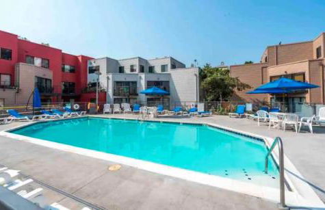 Waterfront Condo, 25ft from riverwalk, Pool & HotTub - Foto 13