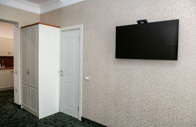 Agora Boutique - Photo 44