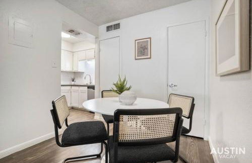 Walk to Everything - Fun Hyde Park Space King Bed - Foto 11