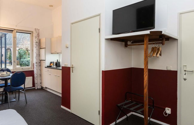 Studio 2 in Historical Center of Blokzijl - Photo 8