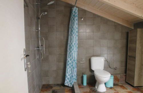 Xaradiotis House - A modern home away from home - Photo 35