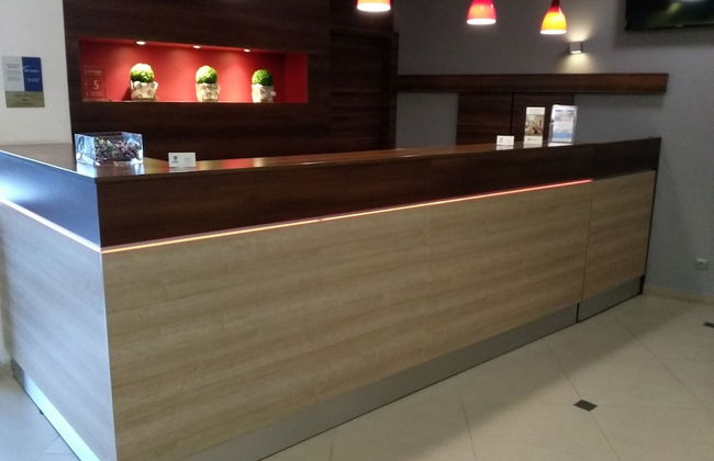 POLECZKI RESIDENCE APARTMENTS - Photo 2