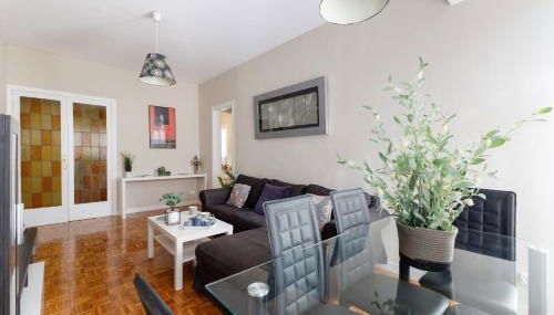 Mercat Sant Antoni 4 - Photo 2