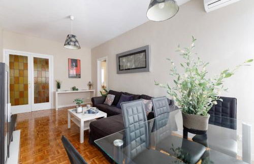 Mercat Sant Antoni 4 - Photo 2