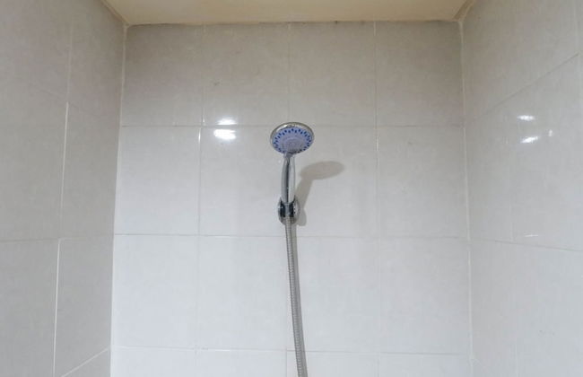 Classic Modern Studio Room (No Kitchen) at My Tower Apartment - Photo 9